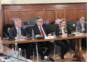 Минчев: Департизирана, професионална и европска јавна администрација