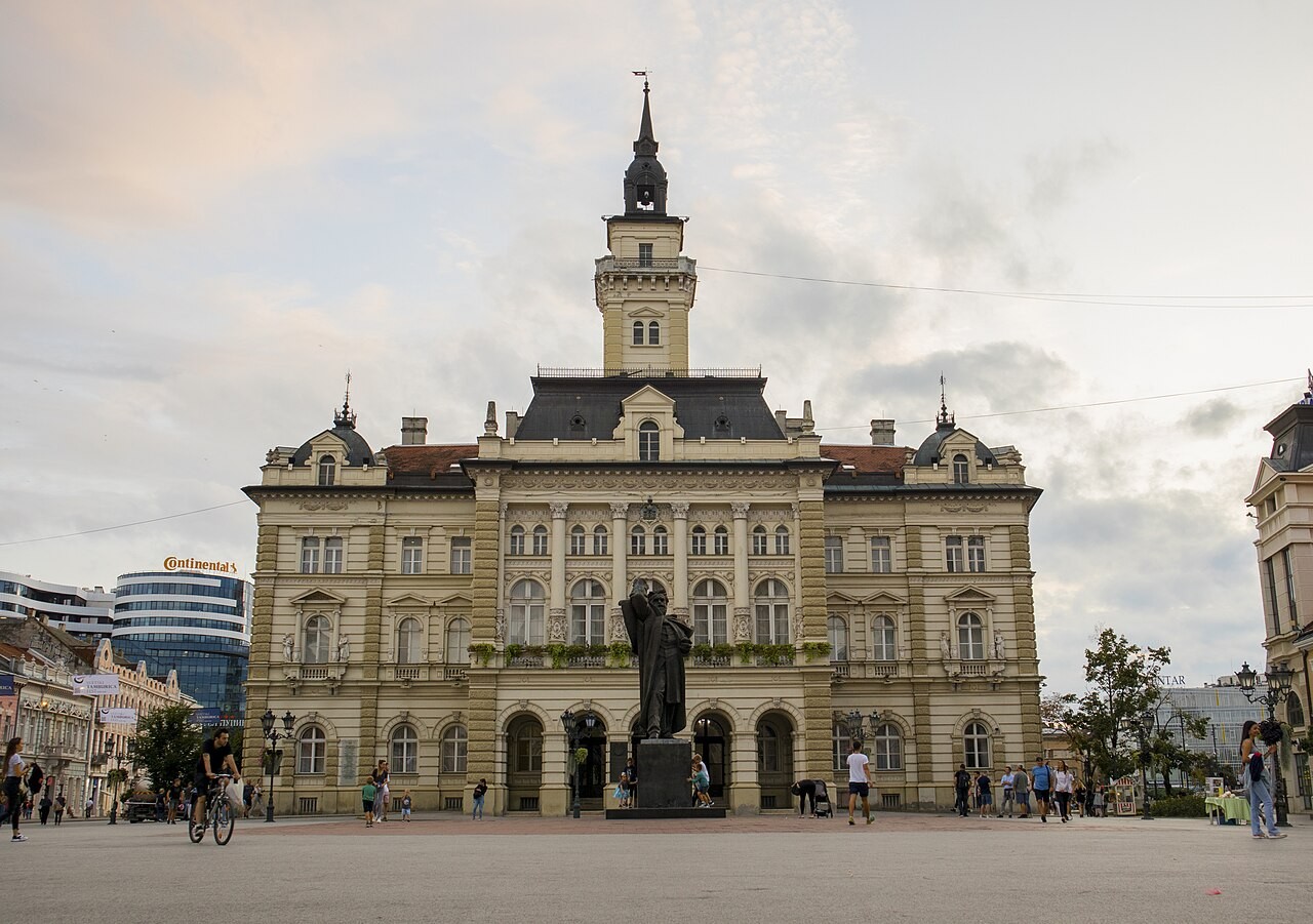 Во кој српски град цената на квадрат чини 5.600 евра?