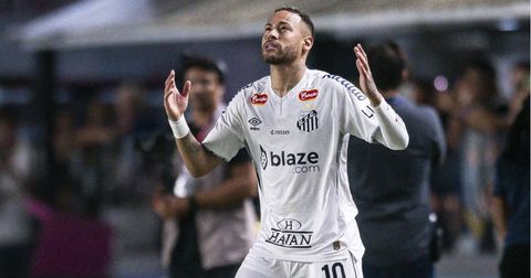 Бразилецот Нејмар се врати на терените после скоро двомесечна пауза