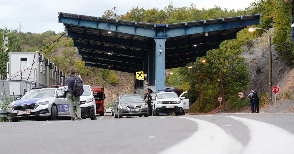 Косовските власти приведоа српски полицаец на граничниот премин Јариње