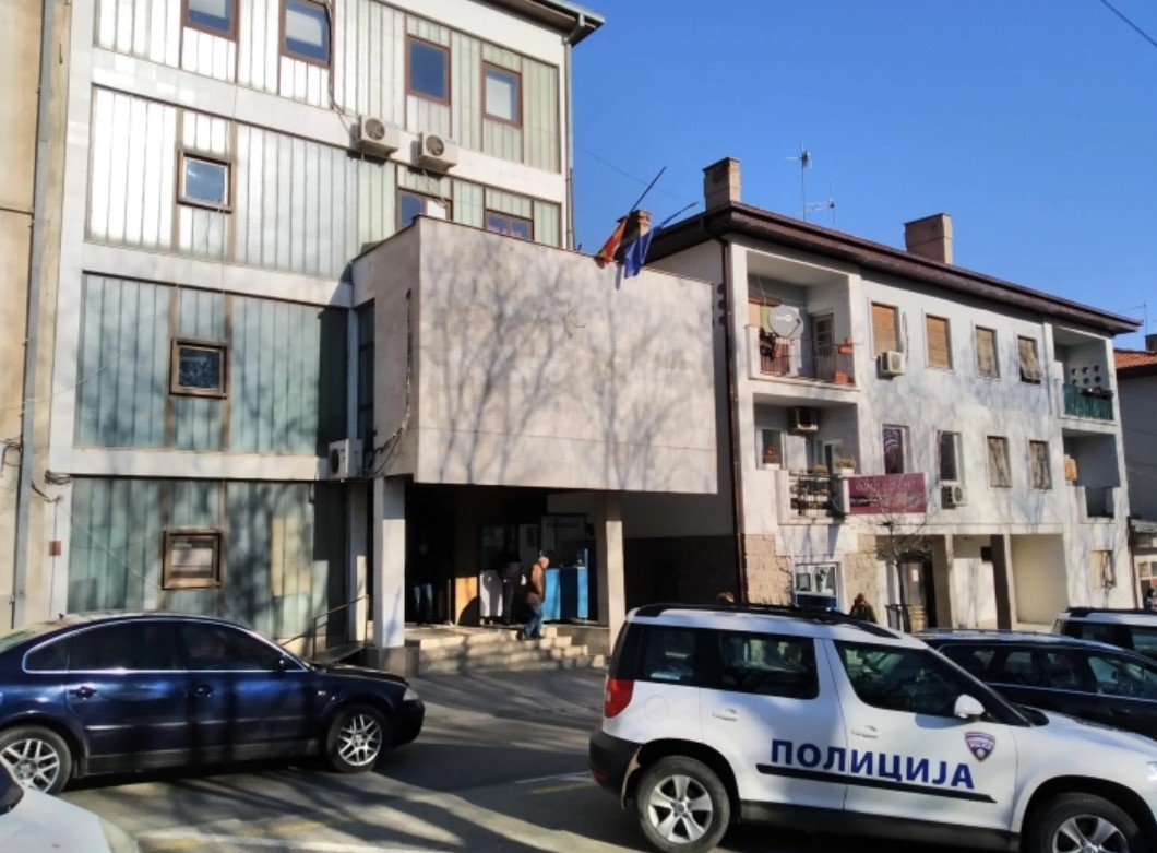 ФИРМА ОД КАВАДАРЦИ ОСТАНА БЕЗ РОБА И БЕЗ ПАРИ – хакирана електронска пошта ја испратила пратката на друга локација