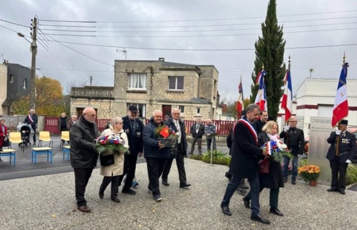 МАКЕДОНЦИ ВО ТУЃИ ВОЈНИ: Во Франција во 11 часот на 11 ден од 11 месец цвеќе за 33 Македонци кои загинале во Првата светска војна