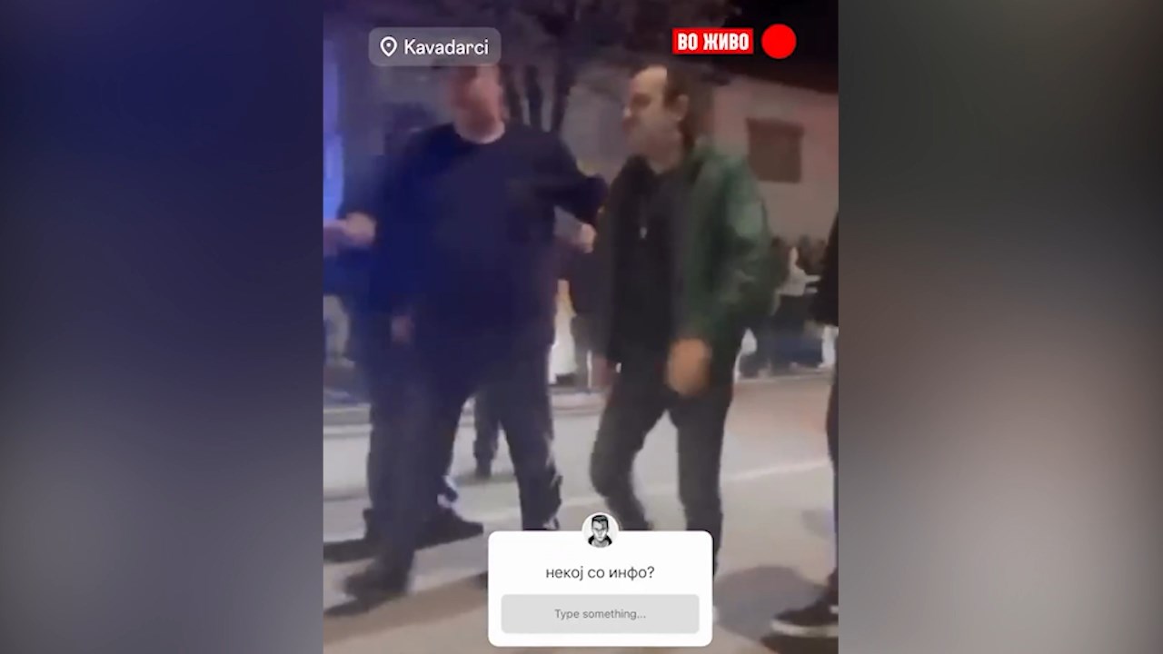 Српската естрадна ѕвезда Аца Лукас приведен на сред настап во Кавадарци прекршочно и парично казнет