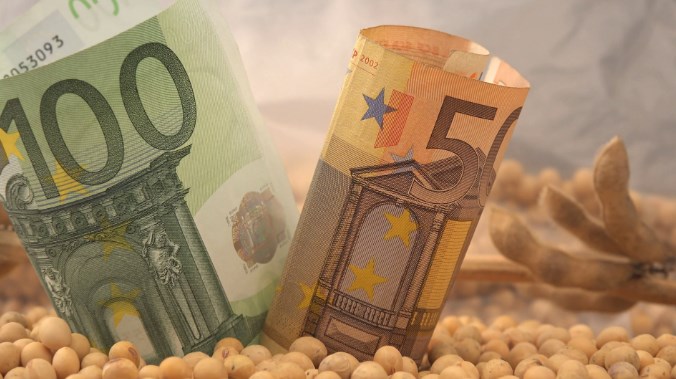 Исплатите од ИПАРД програмата привремено прекинати поради проверка на законитоста