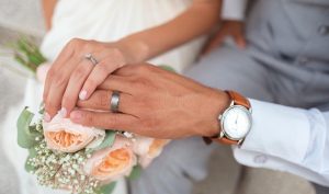 „Ново ниво на просење“: Свадбените гости платиле за подароци со скенирање QR код