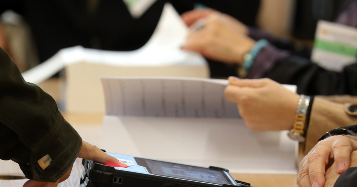 ДИК им ги одзеде акредитациите на осум набљудувачи поради агитирање пред гласачко место