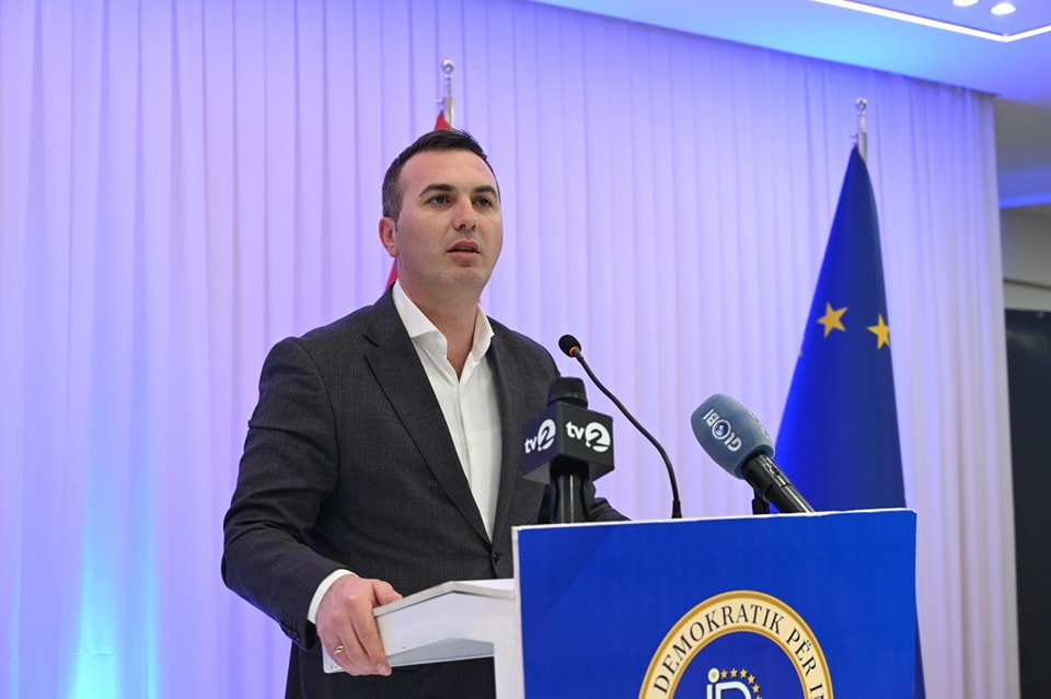 Адеми: Извештајот на Европската Комисија – алармантен сигнал за застојот на Северна Македонија на европскиот пат