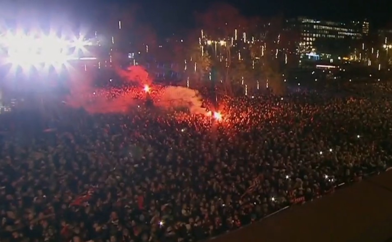 Норвешка слави, 50.000 луѓе ги пречекаа хероите