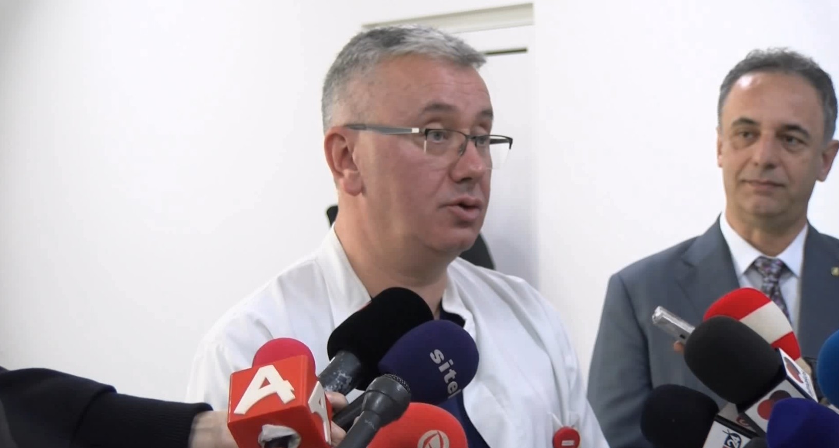 Клиниката “Св. Наум Охридски”  доби нова апаратура, а ќе се гради и Ургентен центар