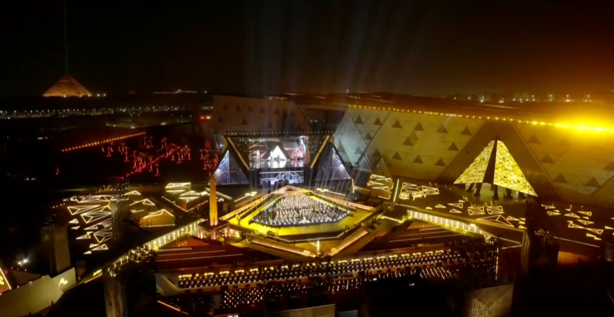 (ВИДЕО) Чудото до пирамидите: Египет официјално го отвори „Grand Egyptian Museum“