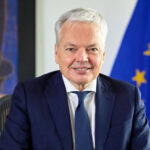 Поранешниот еврокомесар за правда Дидие Рејндерс обвинет за перење пари