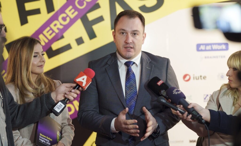 Андоновски: Владата го поддржува развојот на електронската трговија – преку стратегии, интероперабилност и намалена бирократија