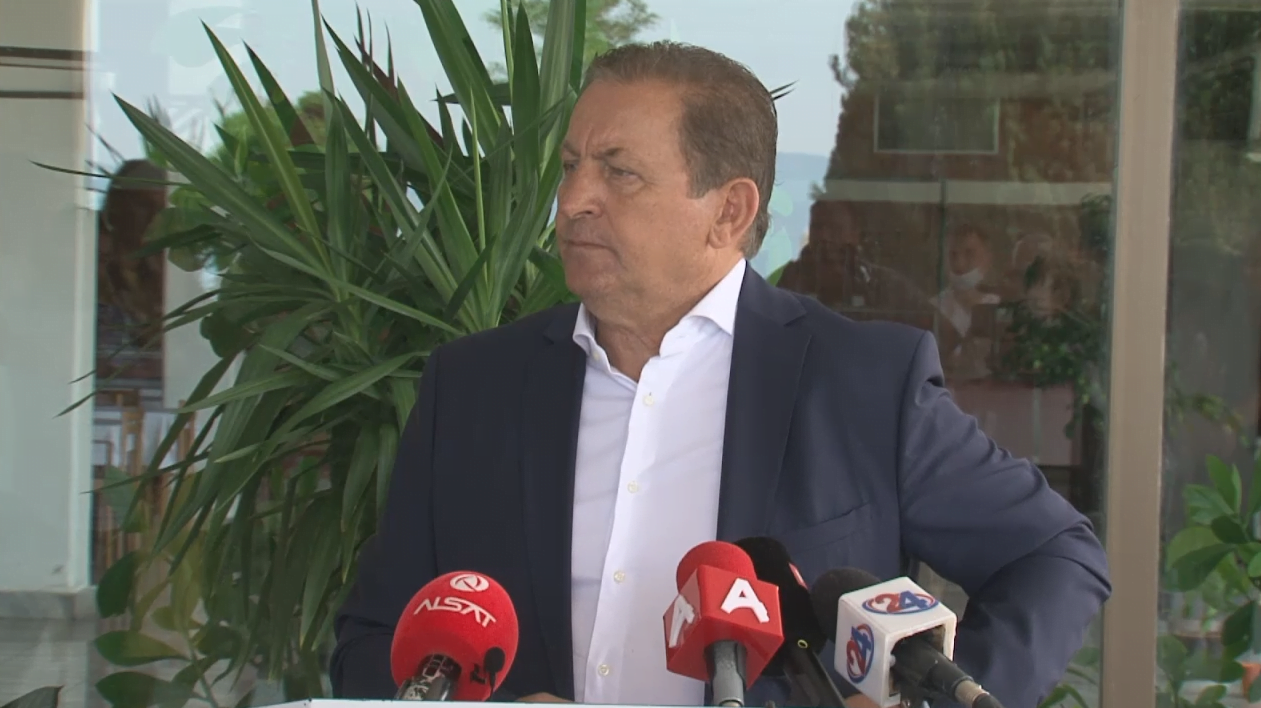 Кривични пријави за Мерко и четири други лица за уривањето на дел од спомен-куќата на Владо Малески во Струга