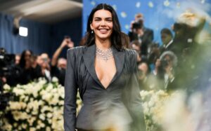 (Фото) Најбараната убавица го прослави својот роденден