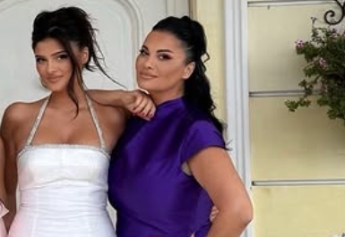 Ќерката на Јана не е заинтересирана за образование, но има богатство на располагање: Еве што доби Кристина за својот 19-ти роденден