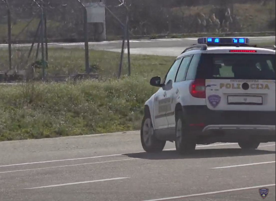 ОБИД ЗА УБИСТВО ГО ПОТРЕСЕ СКОПЈЕ: Со дрвен предмет се обидел да го убие братот