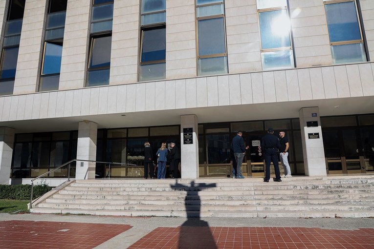 Сплитскиот суд евакуиран поради закана со бомба