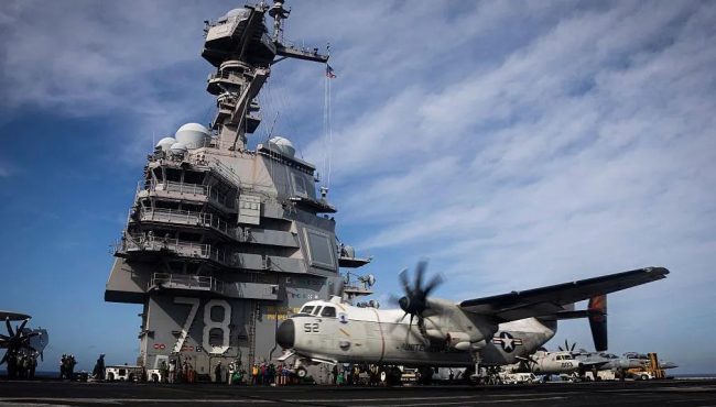 НАЈГОЛЕМИОТ ВОЕН БРОД НА СВЕТОТ ПРИСТИГНА НА КАРИБИТЕ СРЕДЕ ЗАСИЛЕНИТЕ ТЕНЗИИ ПОМЕЃУ САД И ВЕНЕЦУЕЛА