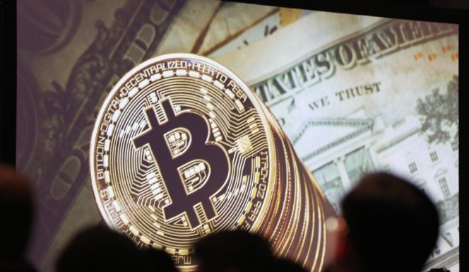 Падна биткоинот