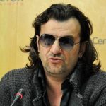 ЛУКАСКОИН ГО ЗАТВОРИ АЦА?