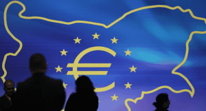 „Еврото е вашиот штит и меч“: Лагард и Домбровскис ја убедуваат Бугарија пред влезот во 2026