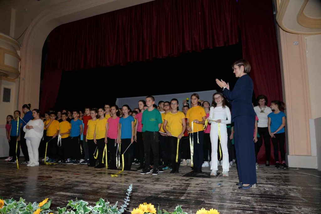 Инспиративна инклузивна претстава по повод патронот на ООУ „Владо Кантарџиев“- Гевгелија