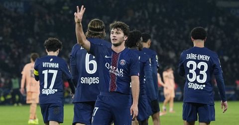 ВИДЕО: ПСЖ со убедливо издание пак е лидер во Лига 1