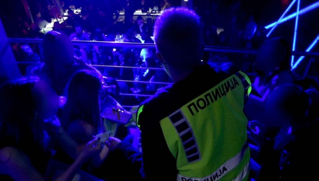 Акциска контрола во угостителски објекти во Тетово, затекнати 25 малолетници кои консумирале алкохол, следуваат соодветни пријави