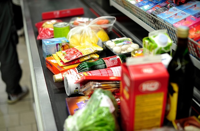 Во октомври зголемени цените кај сточарството, намалени кај растителното производство