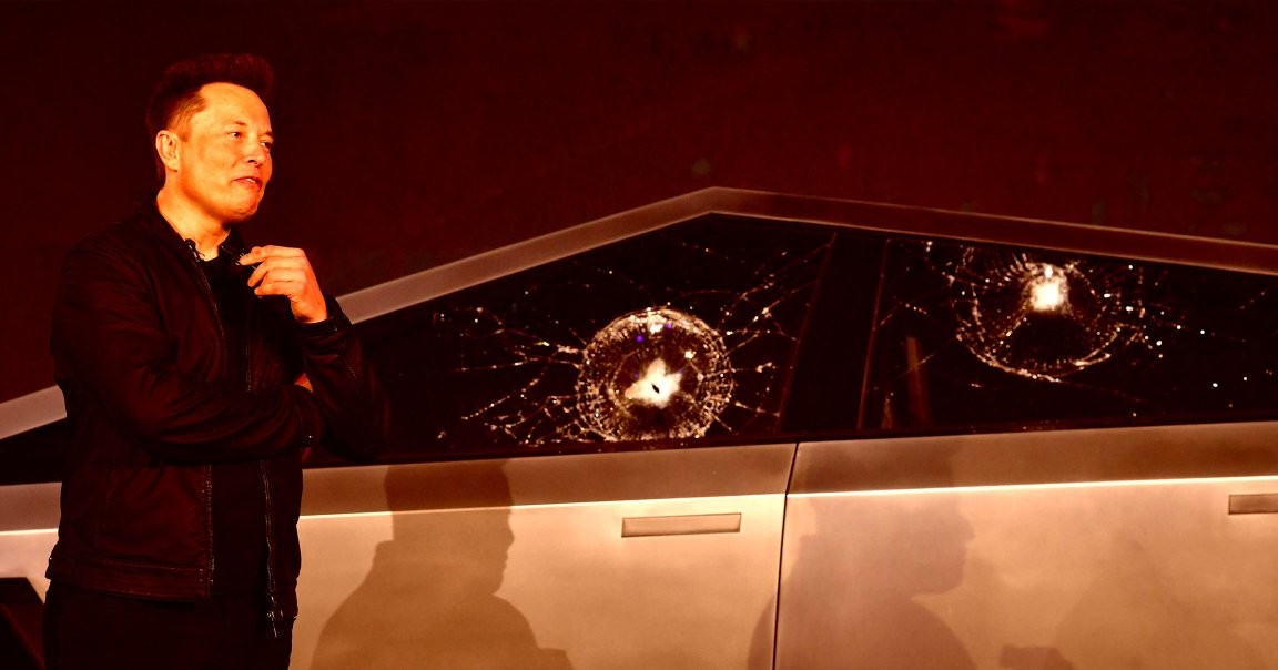 Шефот одговорен за Cybertruck дебаклот наеднаш си заминува од Тесла – откриен е хаосот зад сцената