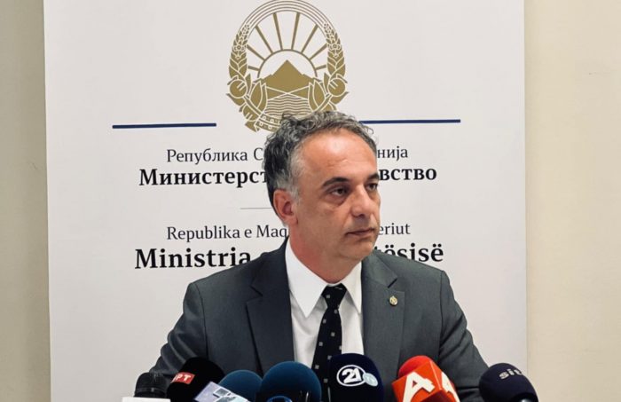 НИ ФАЛАТ ЛЕКАРИ И МЕДИЦИНСКИ СЕСТРИ, А НЕ ОБВИНИТЕЛИ И СУДИИ: На 100 000 жители имаме 28 отсто лекари помалку и 50 отсто медицински сестри од просекот во ЕУ