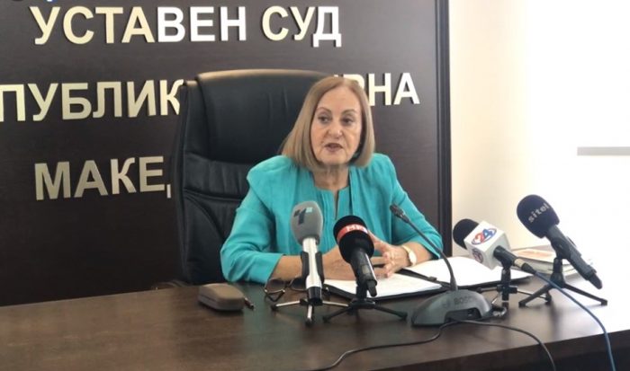 МАНАСИЕВСКИ: Судијката Кацарска бара да се укине покачувањето на пензиите од 7.000 денари, а нејзината плата да рипне за 100.000 денари