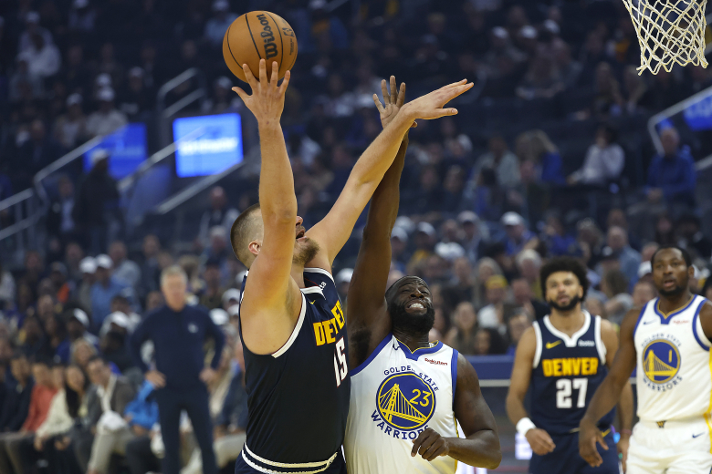 Нови магични асистенции на Никола Јокиќ и нов дабл-дабл