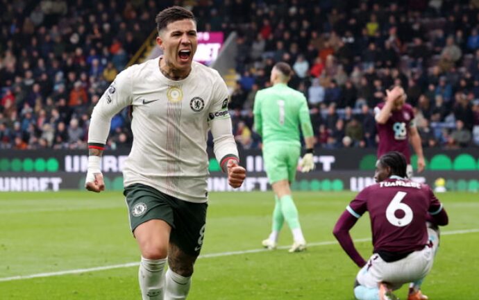 (Видео) Челзи победи во Барнли, блескаше Педро Нето