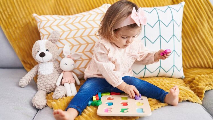 Малите големи чувства: Што да очекувате во втората година од животот на детето