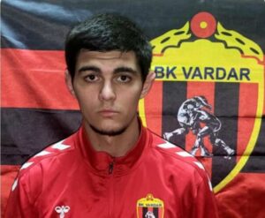 Адам Модосјан се враќа на душекот – силен, мотивиран и со големо срце