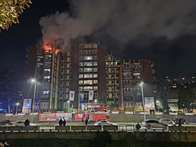 Уште две лица починаа – бројот на жртви од пожарот во Тузла се зголеми на 15