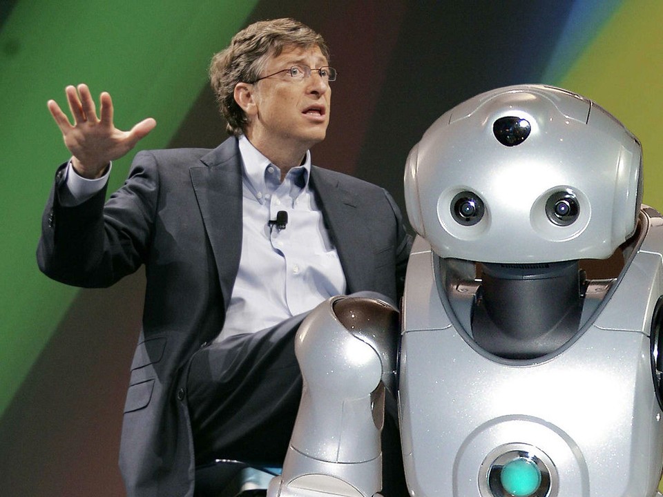 Бил Гејтс даде генијална идеја: Ако робот ти ја земе работата, тој треба да плаќа данок, за државата да може ти плаќа тебе основен приход