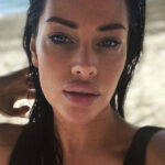 (Фото) Сопругата на Огњен Амиџиќ блеска во седмиот месец од бременоста: Мина позира во тесни хеланки, не се откажува од вежбањето