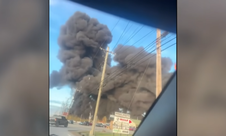 Се урна товарен авион во САД, најмалку 7 луѓе загинаа