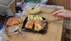 (ВИДЕО) Торта од месо – Ова не сте го пробале, тоа е најубавиот деликатес на светот