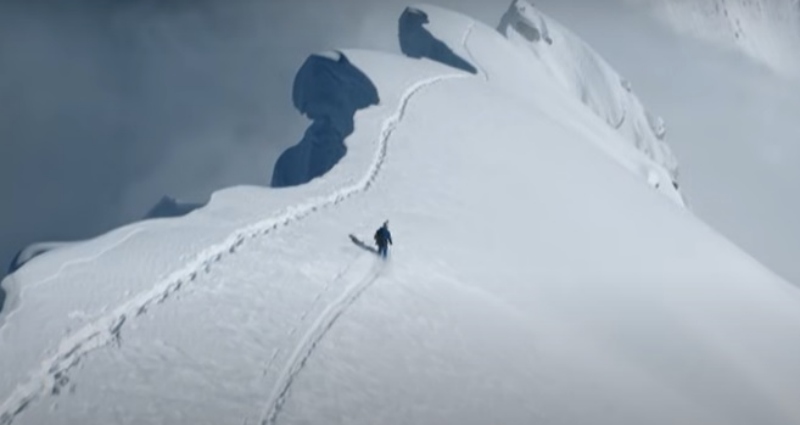 Неверојатен потфат – скијање по Монт Еверест без дополнителен кислород