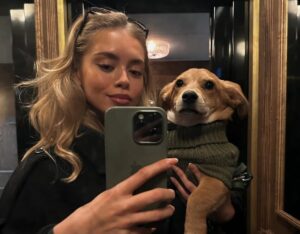 (Фото) Јаник Синер повеќе не се крие: убавицата од Босна и Херцеговина му падна во прегратка по победата