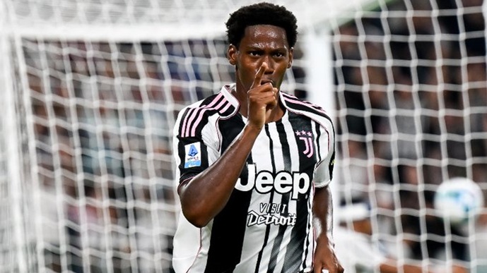 Јувентус сака убаво да ќари на летното засилување, и да го продаде за 45 милиони по само 6 месеци