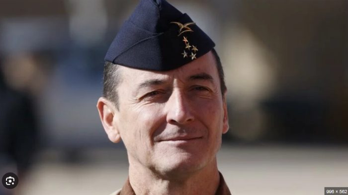 ГЕНЕРАЛ МАНДОН: Франција мора да биде подготвена за „шок од Русија“ и има само три години да се подготви за евентуален руски напад