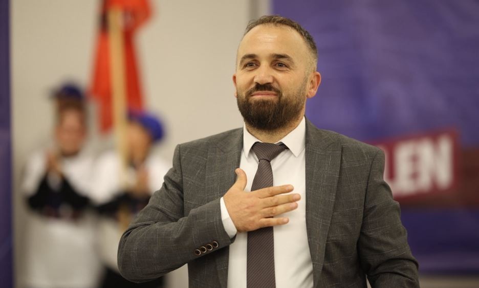 ХАКИМ РАМАДАНИ ПО РАЗРЕШУВАЊЕТО ОБВИНУВА: „Ми испратија ‘милозвучно писмо’ ама заканувачко“