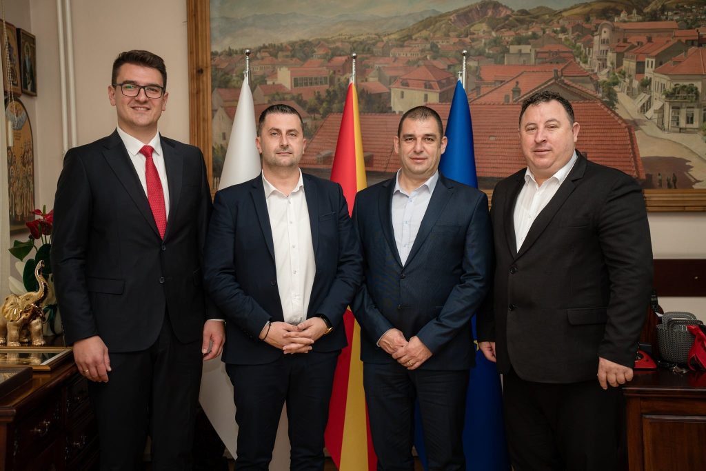 Градоначалникот Јанков оствари средба со градоначалниците од соседните општини