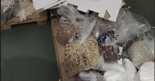 АГЕНЦИЈАТА ЗА ХРАНА ЗАПЛЕНИ ЈАТКАСТИ ПРОИЗВОДИ СО ИСТЕЧЕН РОК ПРЕД ДВЕ ГОДИНИ