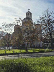 Пролет во ноември до 23 степени