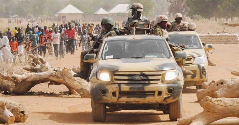 Вооружени напаѓачи киднапираa 25 ученички од интернат во Нигерија